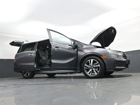 Used 2023 Honda Odyssey Touring image 52