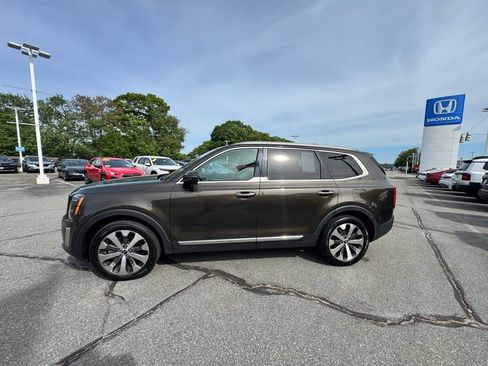 Used 2020 Kia Telluride S AWD/4WD image 4