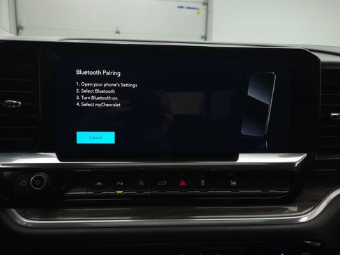 Used 2022 Chevrolet Silverado 1500 LTZ w/ LTZ Premium Package image 7