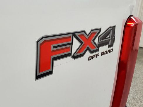 Used 2023 Ford F350 XLT w/ FX4 Off-Road Package image 27