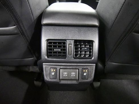 Used 2019 Subaru Outback 2.5i Limited w/ Popular Package #2 AWD/4WD image 16