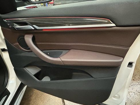 Used 2018 BMW X1 xDrive28i w/ Convenience Package image 19