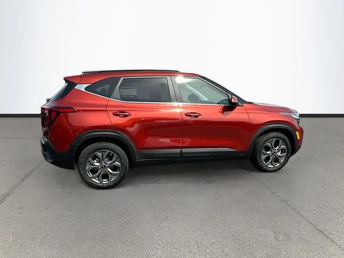 Certified 2024 Kia Seltos S FWD image 8