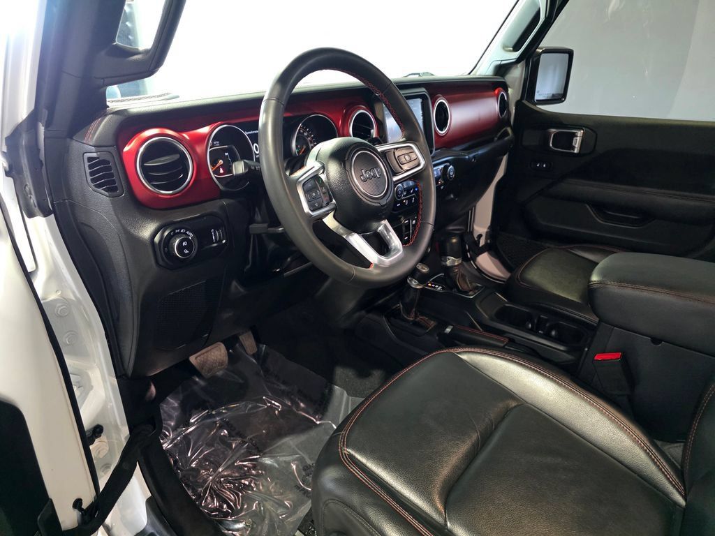 Used 2023 Jeep Gladiator Rubicon w/ LED Lighting Group AWD/4WD image 11