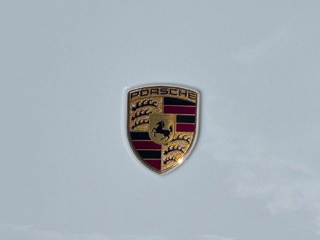 Certified 2025 Porsche Macan S AWD/4WD image 28