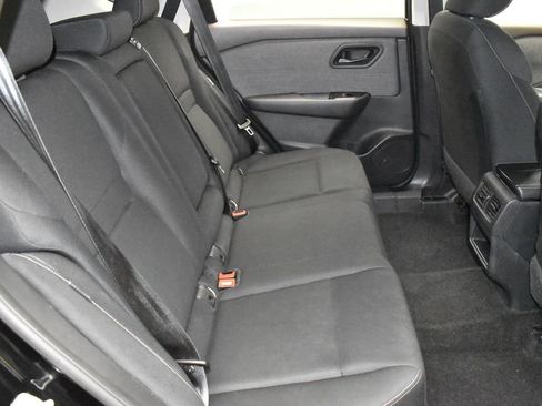 Used 2023 Nissan Rogue S AWD/4WD image 26