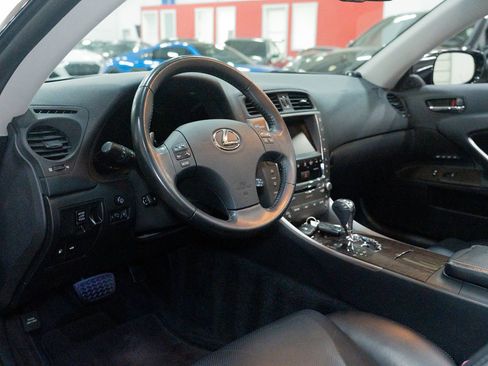 Used 2010 Lexus IS 250C image 16