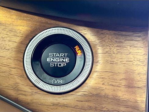 Used 2022 Jeep Grand Cherokee Summit image 24