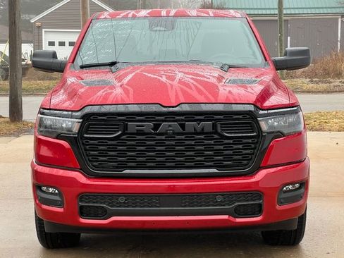 New 2026 RAM 1500 Express AWD/4WD image 37
