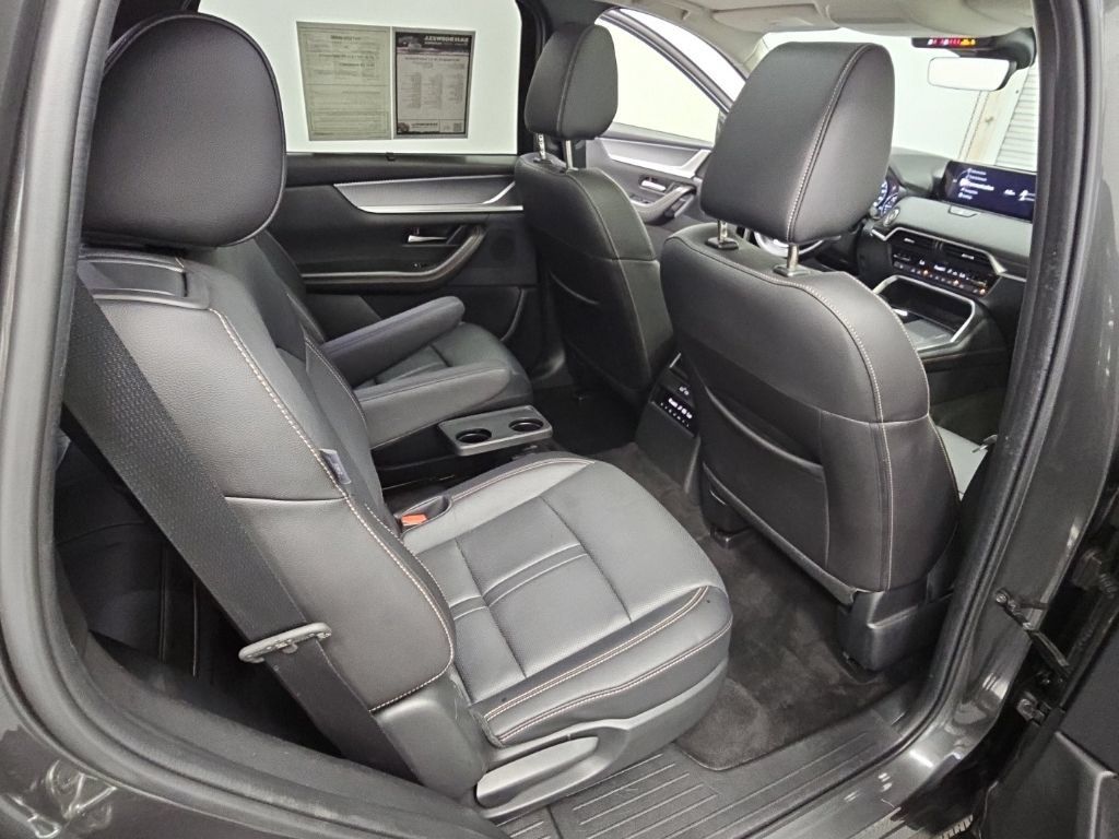 Used 2024 MAZDA CX-90 3.3 Turbo w/ Premium Package AWD/4WD image 38