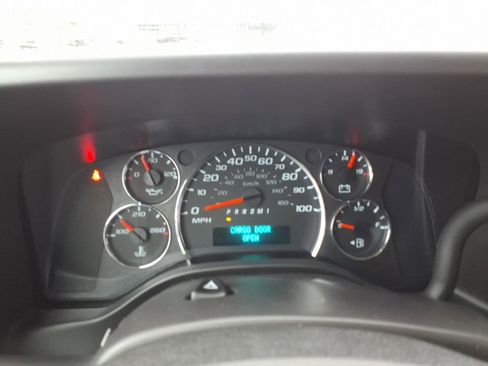 New 2025 Chevrolet Express 2500 w/ Driver Convenience Package RWD image 18
