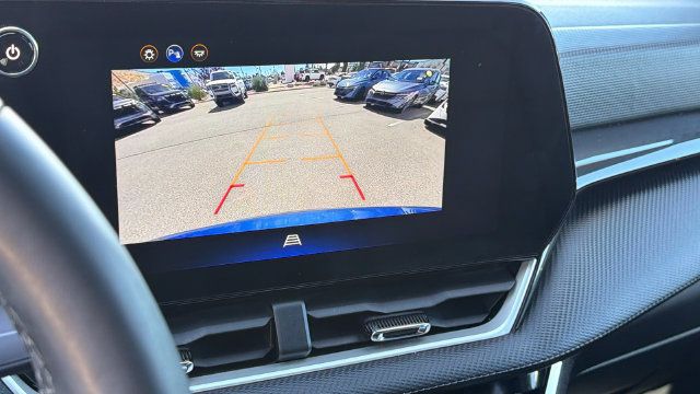 Used 2026 Chevrolet Equinox LT w/ Convenience Package II AWD/4WD image 16