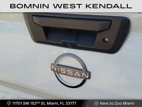 Used 2022 Nissan Frontier SV image 5