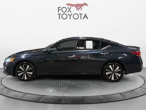Used 2021 Nissan Altima 2.5 SL FWD image 3