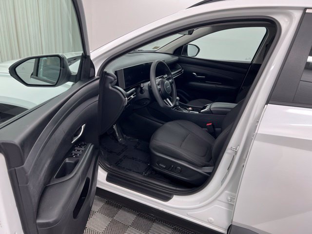 Used 2025 Hyundai Tucson SEL AWD/4WD image 11