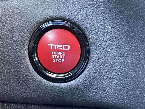 New 2026 Toyota Tundra Limited AWD/4WD image 33