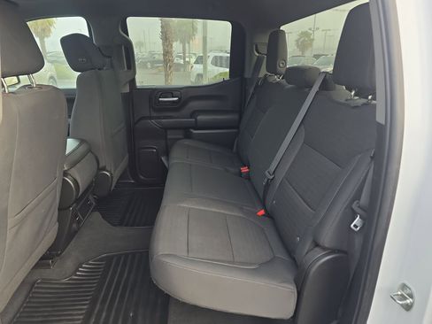 Used 2020 Chevrolet Silverado 1500 LT image 26