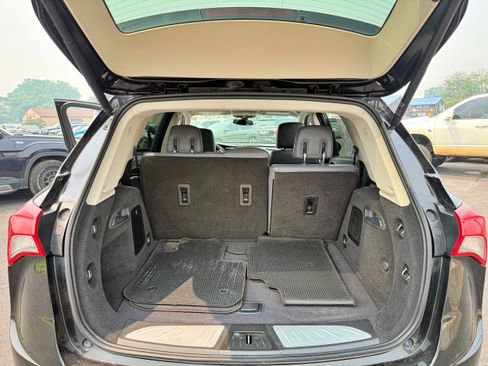 Used 2019 Buick Envision Essence AWD/4WD image 21
