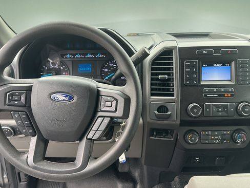 Used 2020 Ford F250 XL w/ Power Equipment Group RWD image 15