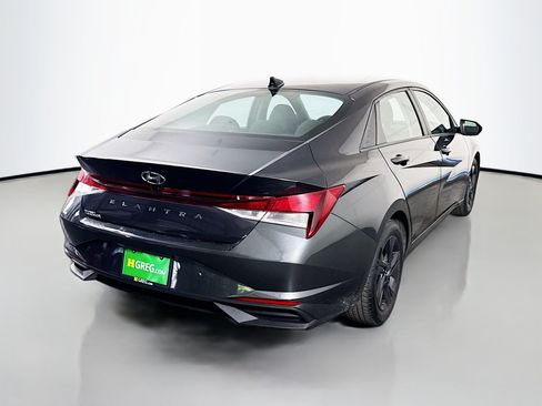 Used 2023 Hyundai Elantra SEL FWD image 10