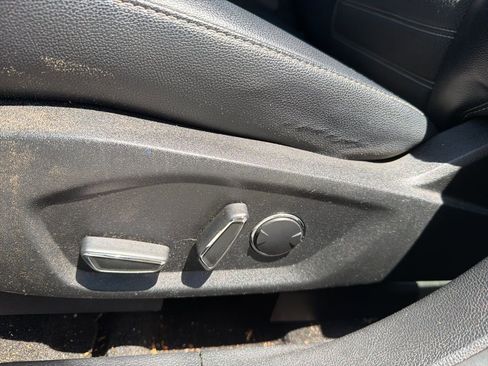 Used 2018 Ford Fusion SE w/ Equipment Group 601A image 15