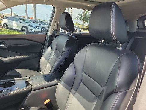 Certified 2023 Nissan Rogue SL w/ SL Premium Package image 22