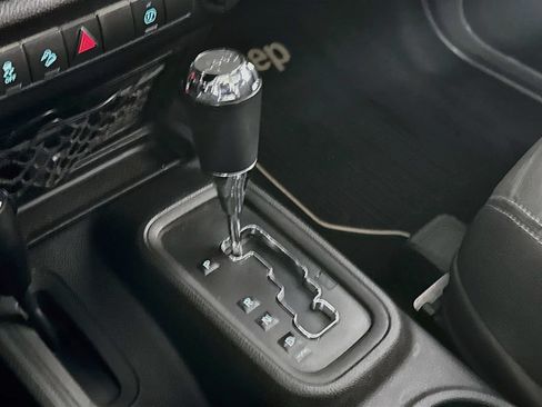 Used 2016 Jeep Wrangler Sahara AWD/4WD image 16