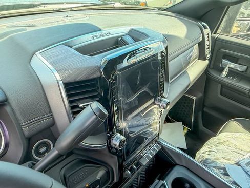 New 2026 RAM 2500 Laramie w/ Night Edition AWD/4WD image 22
