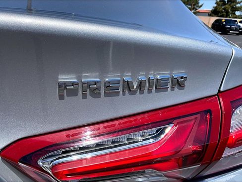 Used 2020 Chevrolet Malibu Premier FWD image 29