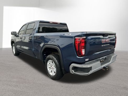 Used 2021 GMC Sierra 1500 4x4 Crew Cab w/ Sierra Value Package image 5