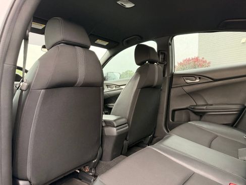 Used 2019 Honda Civic Sport image 19