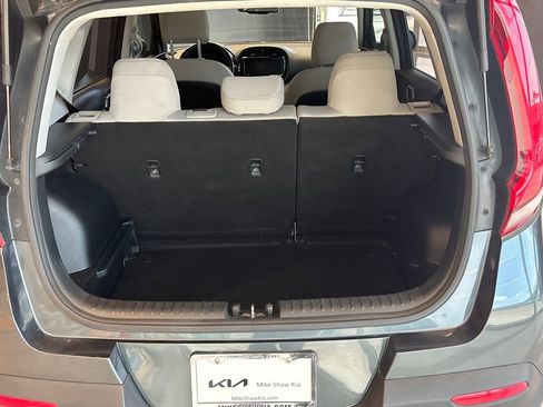 Used 2020 Kia Soul EX image 29