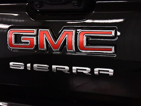 Used 2025 GMC Sierra 1500 Elevation AWD/4WD image 12