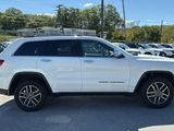 Used 2020 Jeep Grand Cherokee Limited w/ Premium Lighting Group image 3