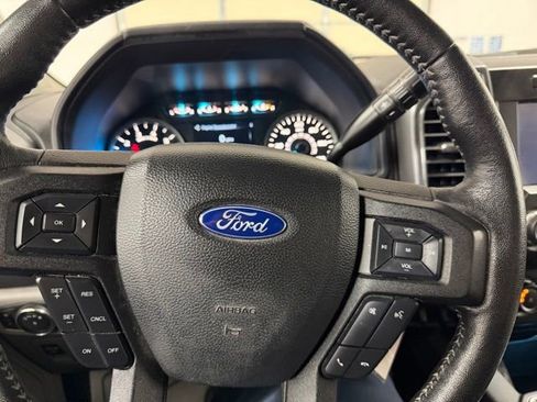 Used 2019 Ford F150 XLT w/ Equipment Group 302A Luxury AWD/4WD image 29