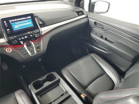 Used 2023 Honda Odyssey Sport image 17