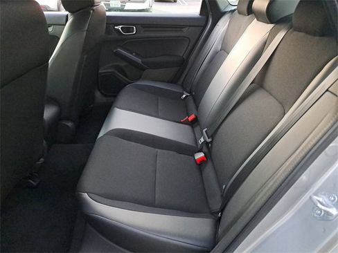 Used 2023 Honda Civic Sport image 11