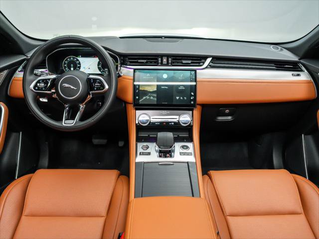 New 2026 Jaguar F-PACE R-Dynamic S AWD/4WD image 18