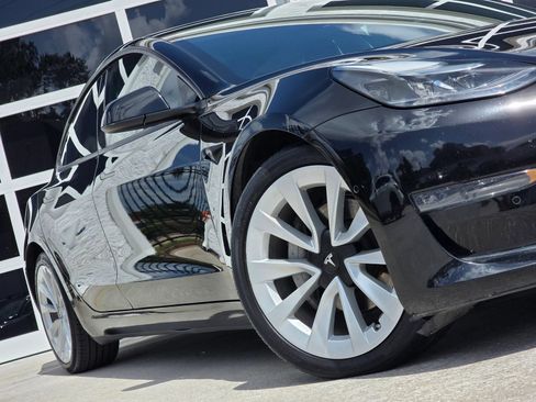 Used 2022 Tesla Model 3 Long Range AWD/4WD image 12