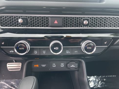 New 2026 Honda Civic Sport image 30