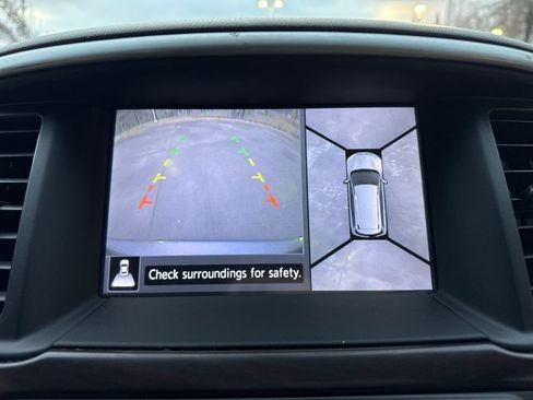 Used 2015 Nissan Pathfinder SL w/ SL Tech Package image 24