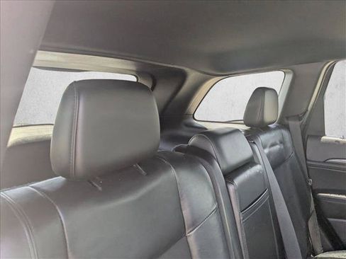 Used 2022 Jeep Grand Cherokee Laredo X RWD image 15