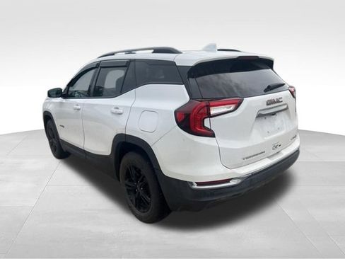 Used 2022 GMC Terrain AT4 w/ Tech Package AWD/4WD image 9