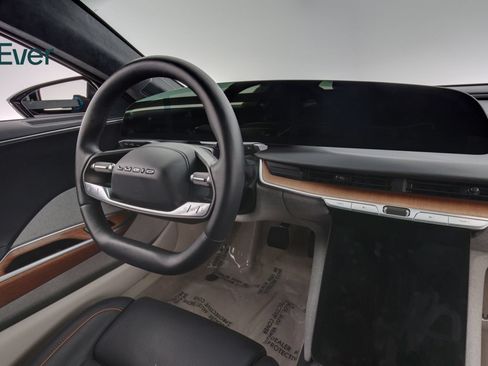 Used 2023 Lucid Air Touring AWD/4WD image 25