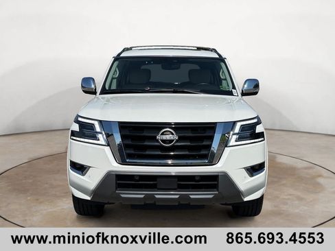 Used 2022 Nissan Armada Platinum w/ Captain's Chairs Package AWD/4WD image 8