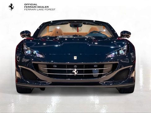 Used 2020 Ferrari Portofino image 7