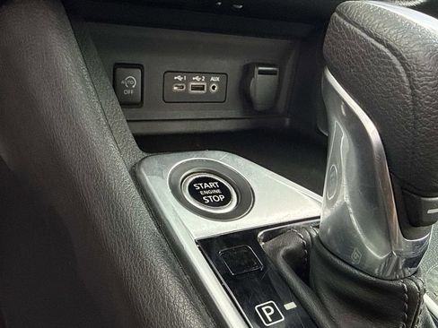 Certified 2024 Nissan Sentra SV FWD image 27