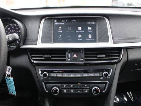 Used 2019 Kia Optima LX image 26