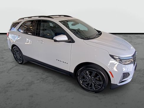 New 2023 Chevrolet Equinox RS w/ RS Leather Package AWD/4WD image 4