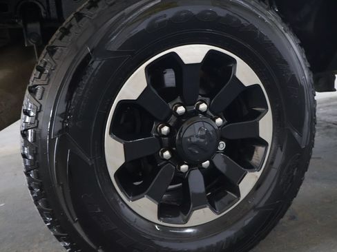 Used 2017 RAM 2500 Power Wagon w/ Luxury Group AWD/4WD image 30